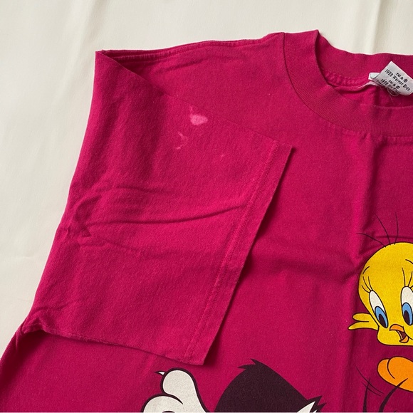 Vintage 1998 Loony Lunes X Six Flags Tee - Picture 4 of 8